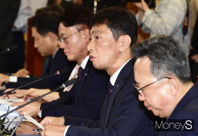 [머니S포토] 이복현 