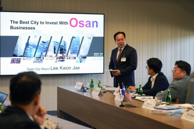 모두발언 중인 이권재 오산시장. / 사진제공=오산시