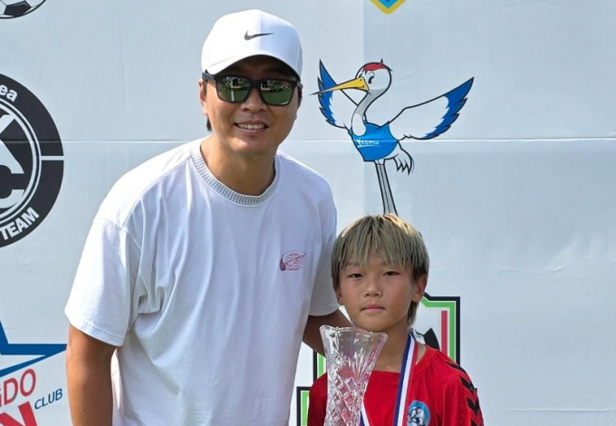  미스코리아 출신 이수진이 아들 시안 군의 축구 경기를 관람하던 중 분통을 터뜨렸다./사진=이수진 스타그램