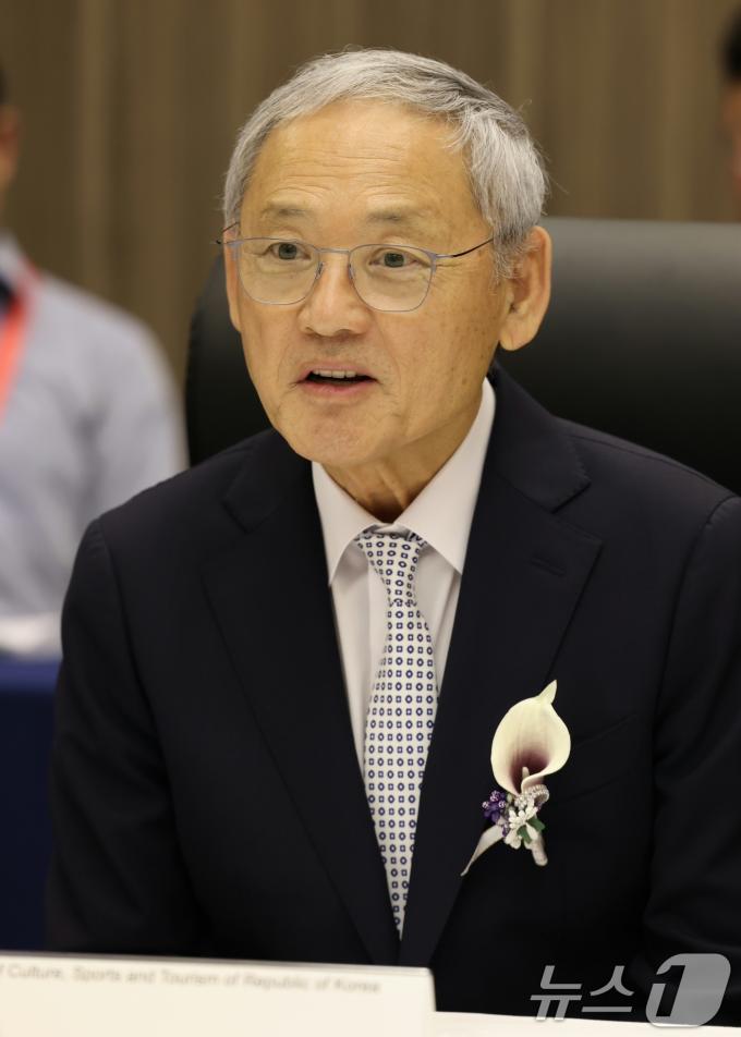 [사진] 발언하는 유인촌 장관
