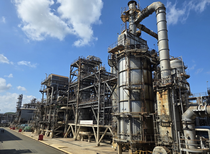 SK에너지가 신규 투자한 전용 탱크 및 배관을 통해 이송한 바이오 원료로, 코프로세싱 방식의 지속가능항공유(SAF) 연속 생산이 가능한 설비를 구축했다. /사진=SK이노베이션