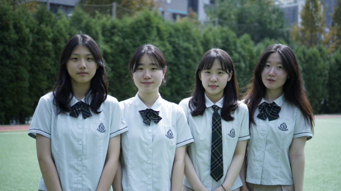 사진 왼쪽부터 홍주현, 심세아, 김민주, 최아란 학생/사진=학생 제공