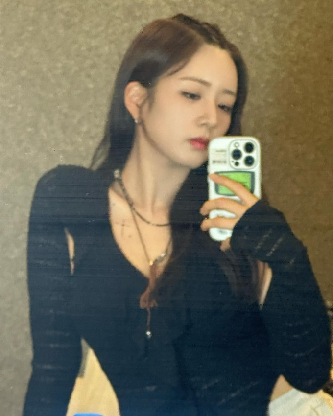 사진=윤보미 인스타그램