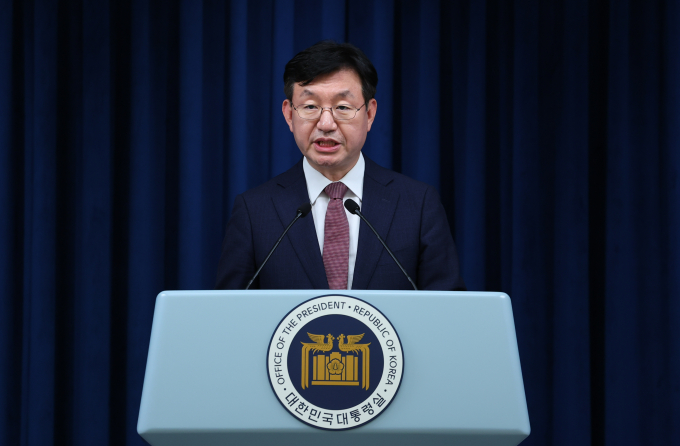 탈원전 정책을 폐기한 윤석열 정부가 신한울 원자력발전소 3·4호기 굴착 공사를 오는 13일부터 시작한다. 사진은 성태윤 대통령실 정책실장이 12일 서울 용산 대통령실 청사에서 신한울 3·4호기 관련 브리핑을 하는 모습. /사진=뉴시스