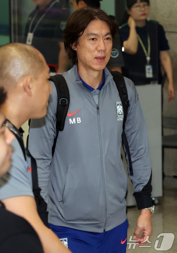 [사진] 홍명보 감독 귀국