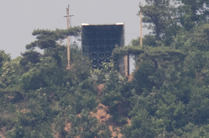 북한이 최근 전방 지역을 향해 소음 공격을 벌이고 있다. 사진은 북한 황해도 개풍군 야산에 북한의 대남 확성기 모습.  /사진=뉴스1
