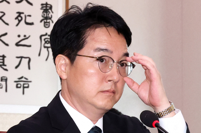 심우정 신임 검찰총장이 임기 첫날인 16일 연휴기간 업무 공백에 대비할 것을 주문했다. 사진은 심우정 검찰총장이 지난 3일 서울 여의도 국회에서 열린 법제사법위원회의 인사청문회에 참석한 모습. /사진=뉴시스