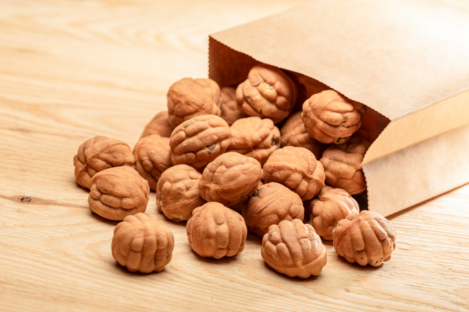 염태영 의원이 한국도로공사로부터 제출받으 자료에 따르면 고속도로 휴게소에서 판매되는 인기 간식 호두과자의 가격이 휴게소마다 최대 두 배 넘게 차이가 났다. 사진은 호두과자 이미지. /사진=이미지투데이