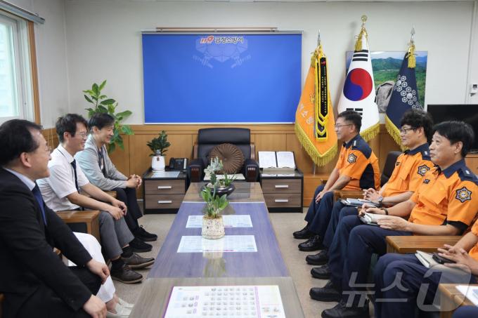 [사진] 조국 대표, 부산 금정소방서 방문