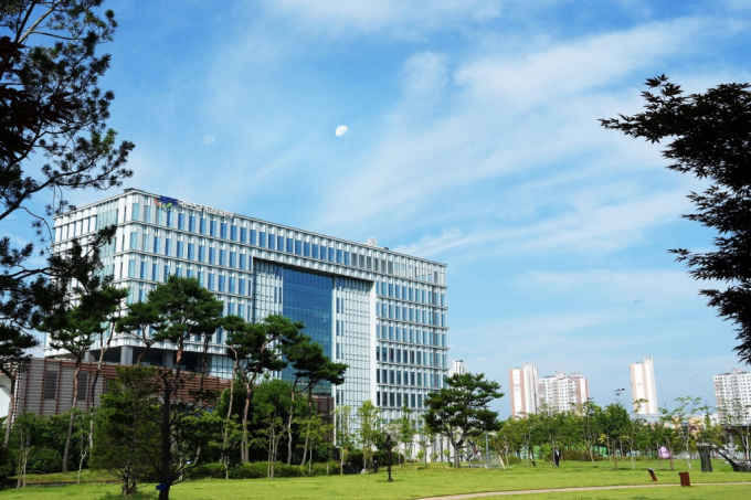 고려아연 지분 경쟁이 격화되면서 국민연금 등이 주목된다. 국민연금공단 기금운용본부 전경. /사진=머니투데이DB