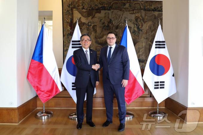 조태열 외교부 장관, 얀 리파브스키 체코 외교부 장관.(외교부 제공)