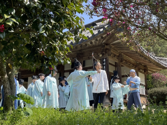 월봉서원 선비의하루 향사례 체험./사진=광주 광산구청