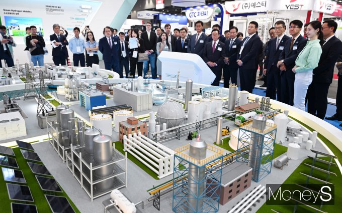 [머니S픽] 미래 수소산업의 모든것… 'H2 MEET 2024' 개최