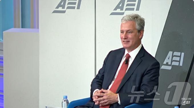 로버트 오브라이언 전 국가안보보좌관이이 26일(현지시간) 미국기업연구소(AEI) 주최 대담에서 발언하고 있다.
