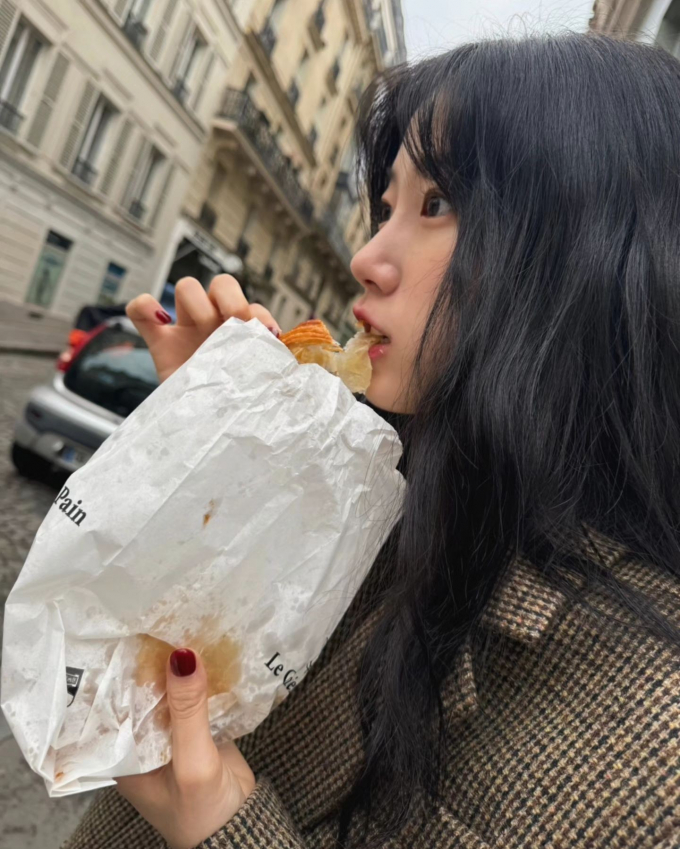사진=카즈하 인스타그램
