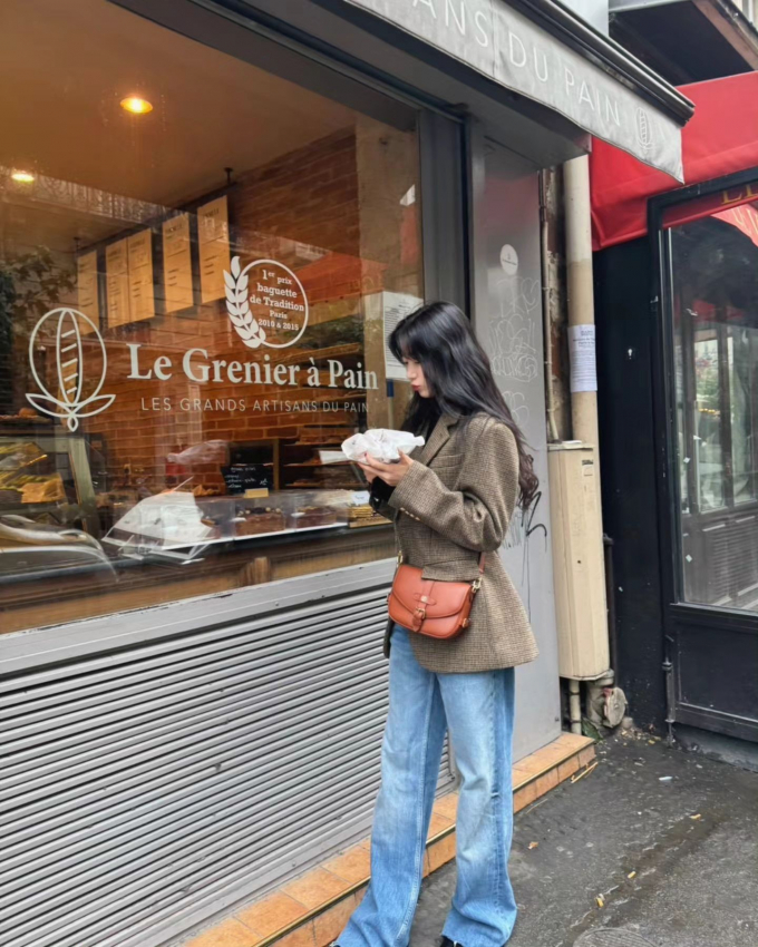 사진=카즈하 인스타그램