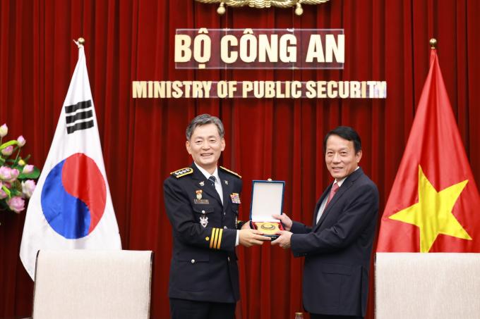 조지호 경찰청장과 르엉 땀 꽝 공안부 장관 (경찰청 제공)