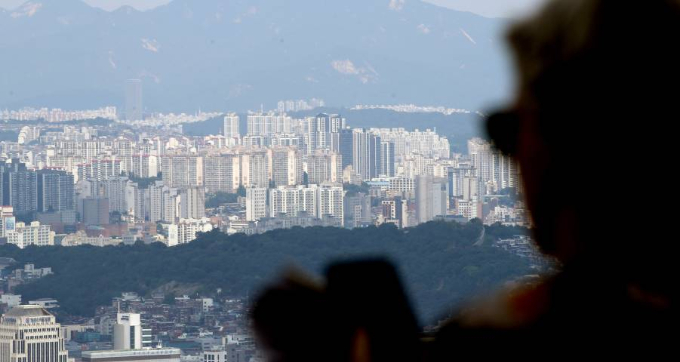 서울 남산에서 바라본 아파트 단지./사진=뉴스1