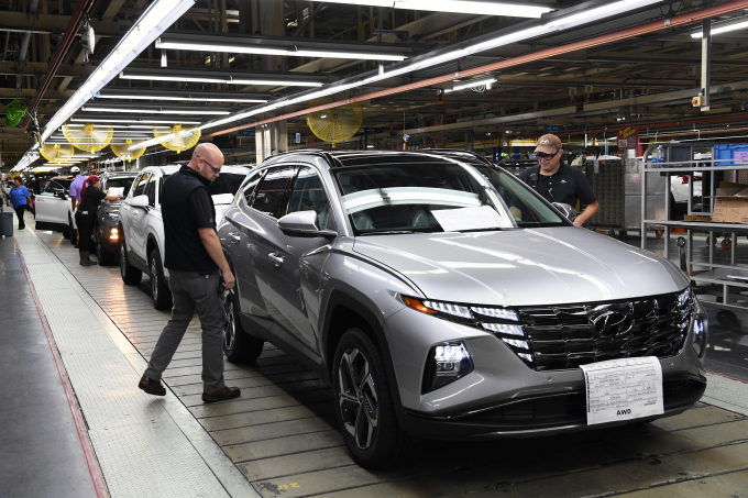 현대차 북미 핵심 거점 엘라배마 공장에서 주요 차종인 투싼이 조립되고 있다. /사진=현대차