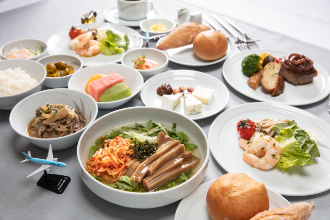 대한항공은 전통 한식에 기반한 비건 메뉴를 선보였다. /사진=대한항공