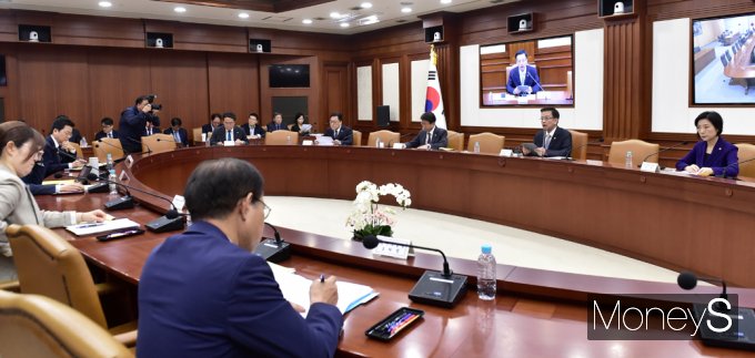 [머니S포토] 최상목 