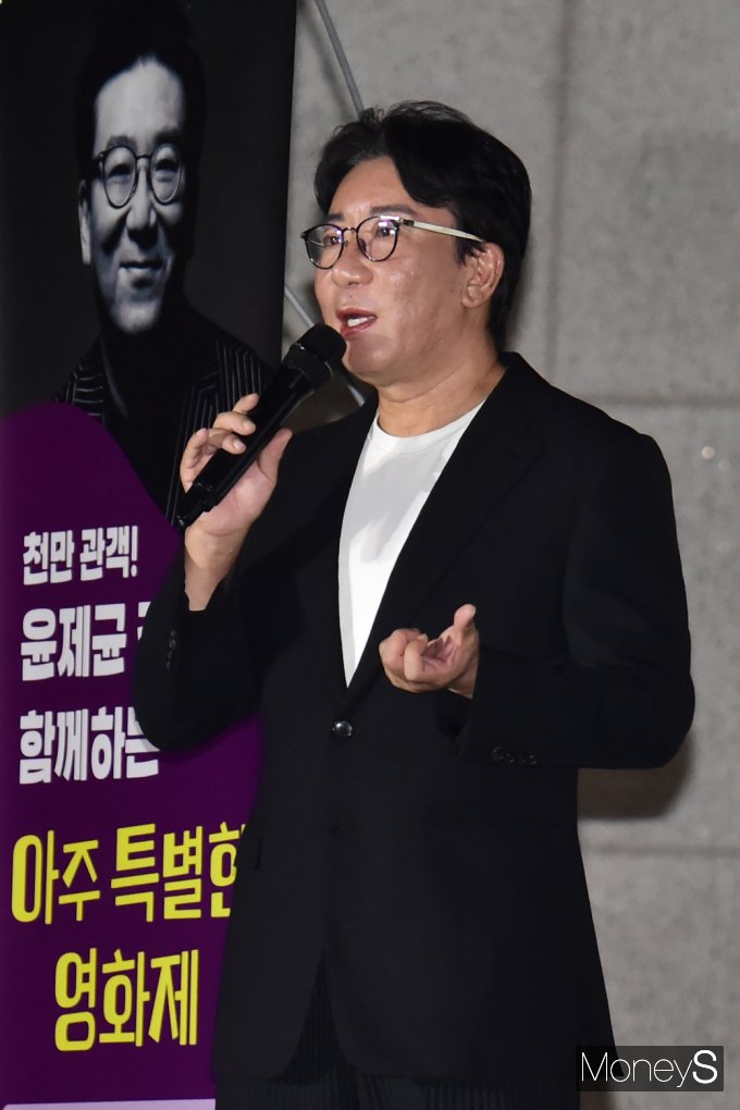 [머니S픽] 천만 ★감독 '윤제균' 합천시민들과 특별만 만남