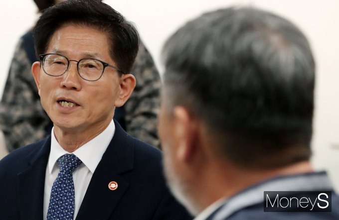 [머니S픽] 노사정 4인 대표, 한자리에 모여… 사회적 대화 '정례화' 합의