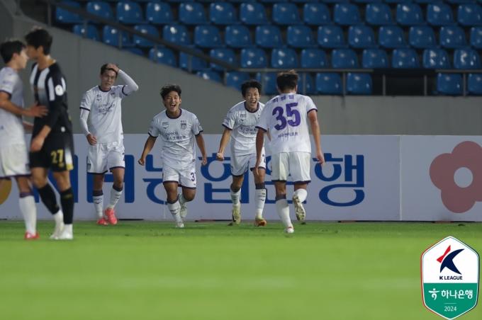 전남의 윤재석(한국프로축구연맹 제공)
