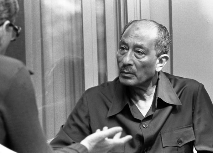 안와르 사다트. (출처: Central Intelligence Agency from Washington, D.C., 사진(1978), Wikimedia Commons, Public Domain Dedication)