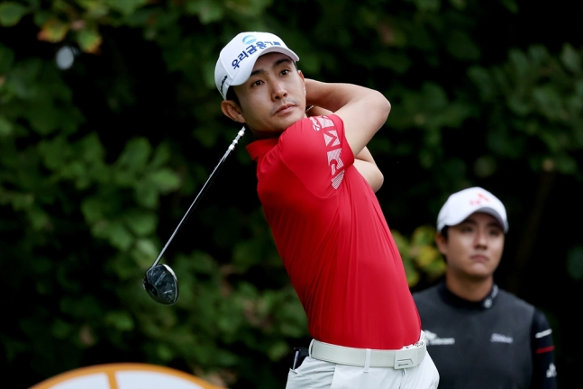 KPGA 투어 현대해상 최경주 인비테이셔널 정상에 오른 이수민. /사진= KPGA
