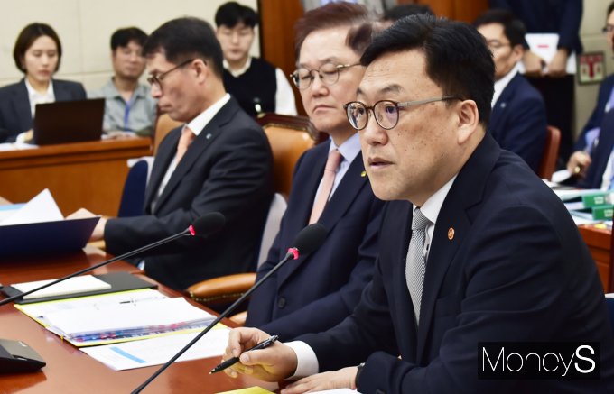 [머니S포토] 김병환 
