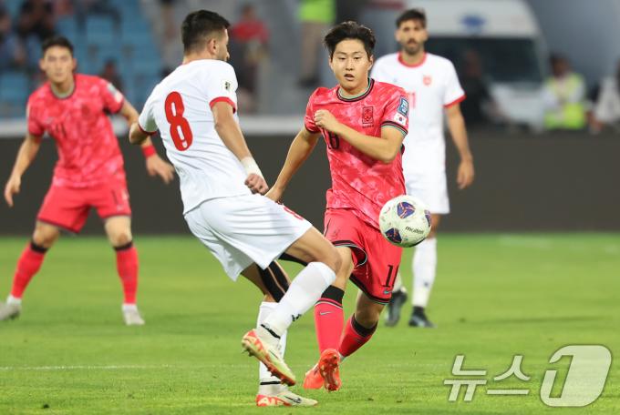 [뉴스1 PICK]고비 넘긴 홍명보호 요르단에 2대0 완승 ‘아시안컵 참패 설욕’