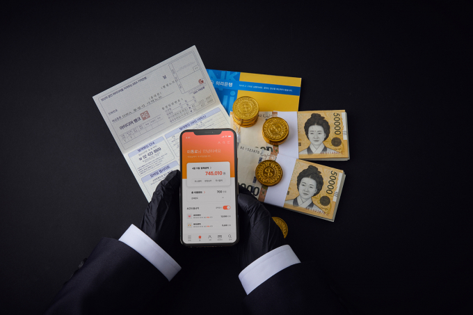 카드사들이 디지털 금융 시대에 발맞춰 '인공지능(AI)' 기술을 활용한 금융소비자 보호에 나서고 있다. 사진은 기사 내용과 무관함./사진=이미지투데이