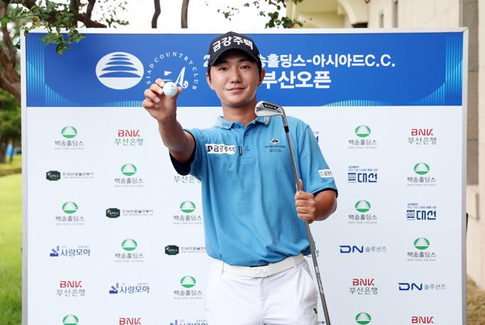 통산 다섯 번째 홀인원을 기록한 옥태훈(KPGA 제공)