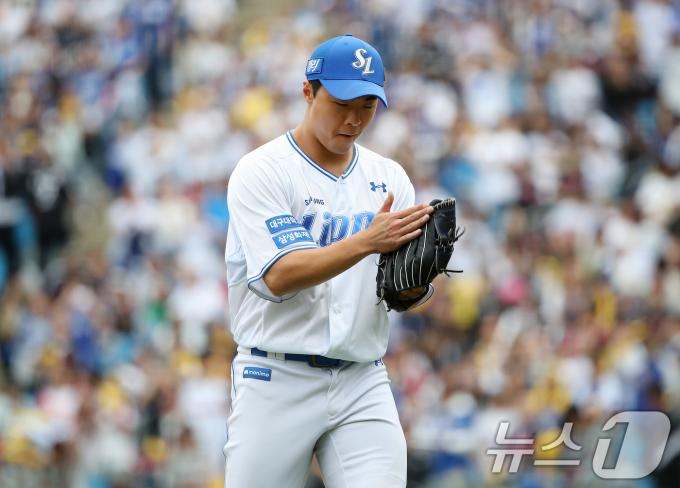 [뉴스1 PICK] 삼성, 홈런 3방으로 PO 1차전 승리…75.7% 확률 잡았다