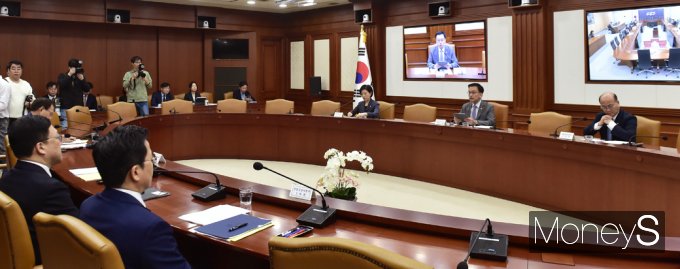 [머니S픽] 정부, 내년까지 반도체 산업 '8.8조' 투입
