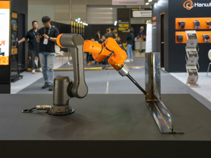 한화로보틱스가 '2024 창원국제용접 및 절단자동화전(WELDING KOREA 2024 +AUTOMATION, 이하 웰딩코리아 2024)'에 참가한다. /사진=한화로보틱스 