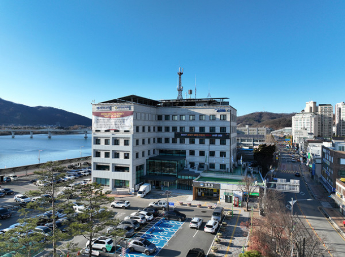 양평군청사 전경. / 사진제공=연천군