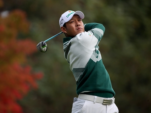 KPGA 채리티 클래식 선두에 오른 문도엽 (KPGA 제공)