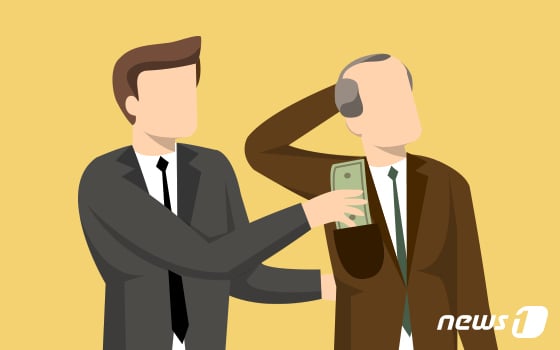 '전직 경찰, 이웃 폭행' 보도한 기자에 현직 경찰이 