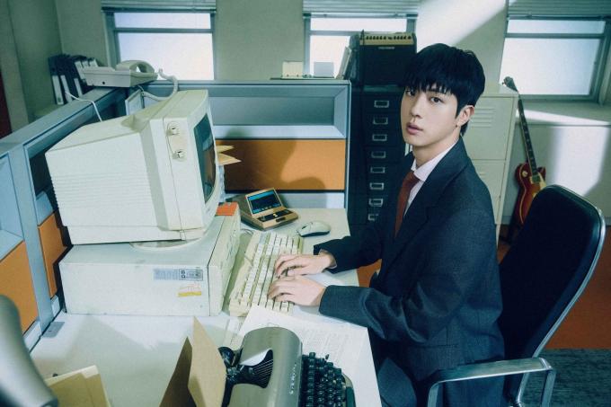 방탄소년단 진(빅히트뮤직 제공)