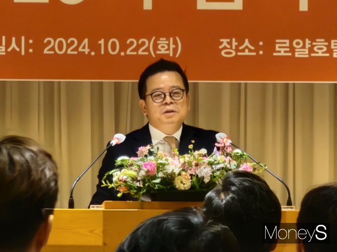 그동안 한화시스템을 이끌어온 어성철 전 대표는 이날 사내이사에서 물어났다. /사진=박찬규 기자