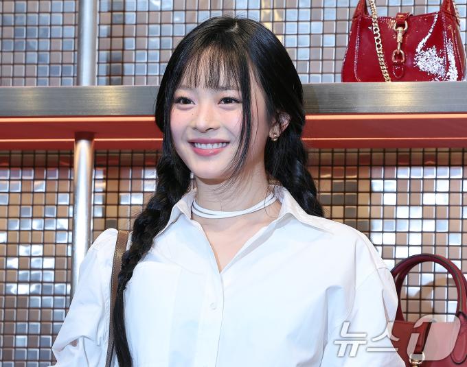 [뉴스1 ★]'국감스타' 뉴진스 하니, 다시 찾은 밝은 미소