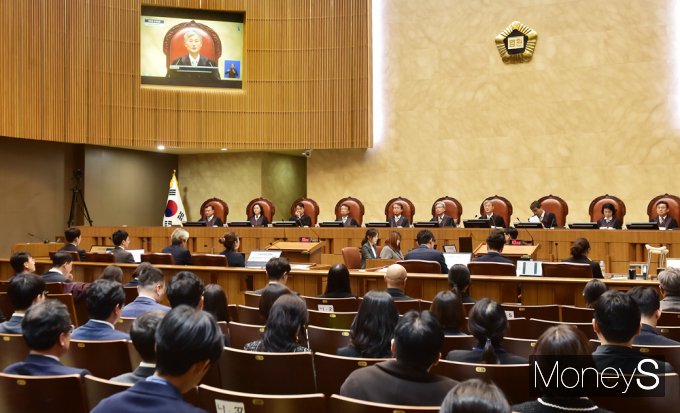 [머니S포토] '장애인 접근권' 국가가 배상?…대법, 오늘 공개변론 진행
