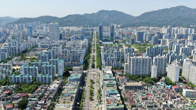 5만 여가구 인구 13만명의 안양 평촌 신도시 전경. 사진제공=안양시