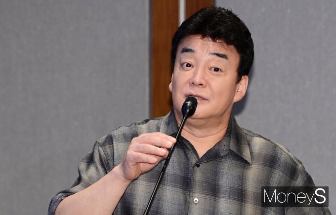 [머니S픽] '백종원 효과' 흥행 노린 더본코리아, 상장 첫날 따상가나