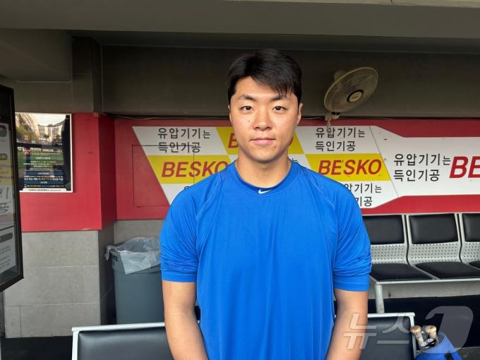 28일 광주 KIA 챔피언스필드에서 열리는 삼성과 KIA의 한국시리즈 5차전을 앞두고 취재진과 만난 삼성 김윤수. 2024.10.28/뉴스1 ⓒ News1 문대현 기자