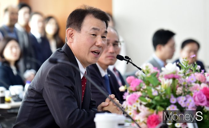 [머니S포토] 정은보 