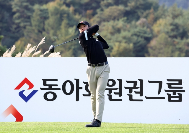 송민혁이 KPGA 투어 동아회원권그룹 오픈 1라운드에서 11언더파 60타를 쳤다. /사진= KPGA