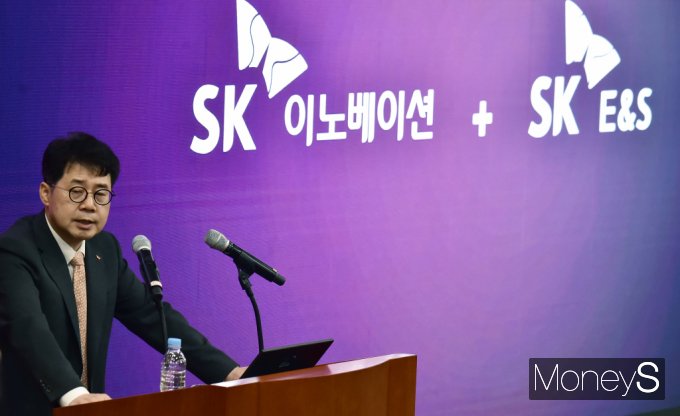 박상규 SK이노베이션 사장이  SK이노베이션·SK E&S 합병, SK온·SK트레이딩인터네셔널·SK엔텀' 합병관련 기자간담회에 참석, 합병 배경 및 추진 방향  등을 설명하며 질의응답 시간을 가졌다 /사진=임한별 기자